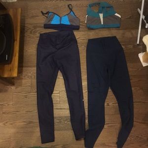 Alo yoga outfits (small/medium)